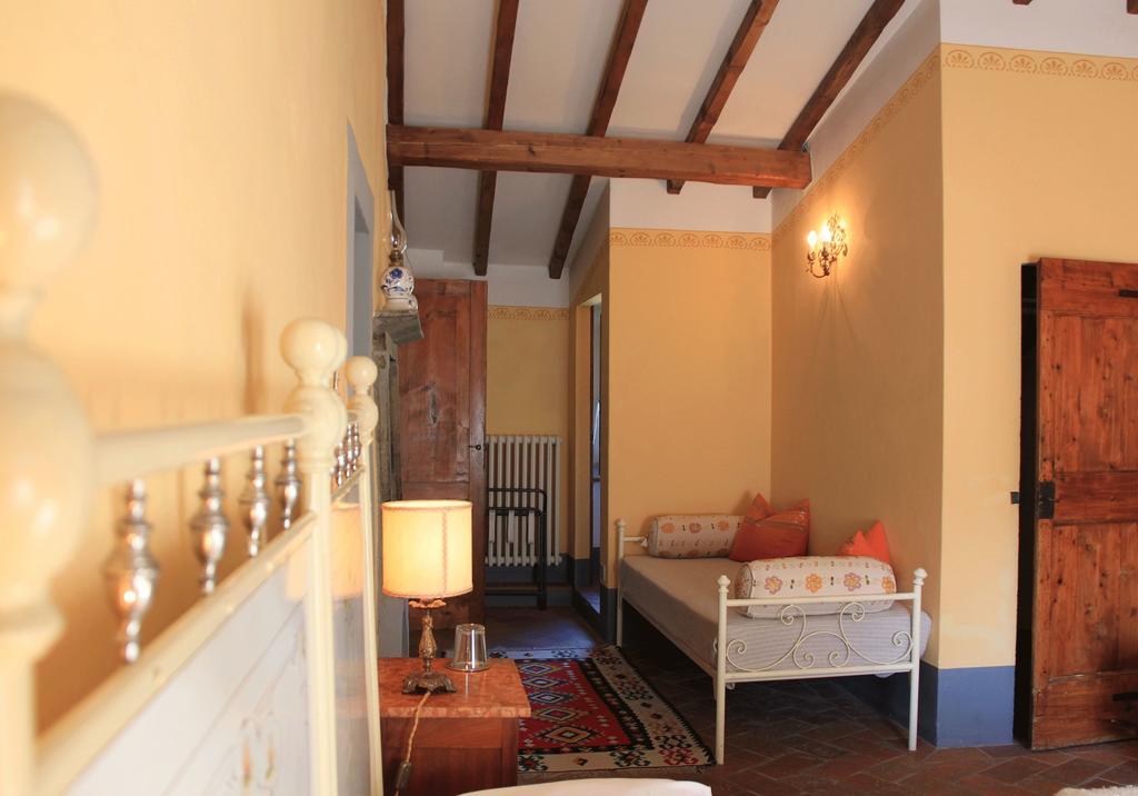 Antica Casa "Le Rondini" Bed & Breakfast Borgo a Buggiano Exterior photo